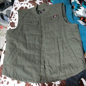 Wrangler Men's Quilted Lined Duck Vest